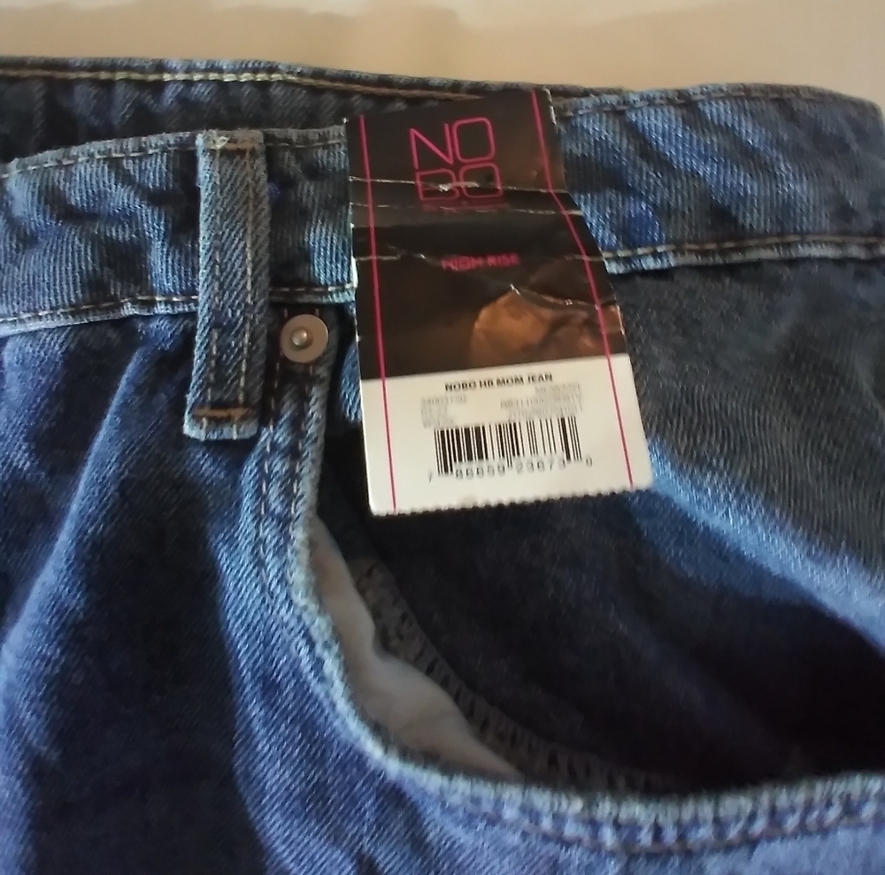 NWT No Boundaries High Rise Hobo Mom Blue Denim Jeans with Patches Size 21 - Picture 3 of 9
